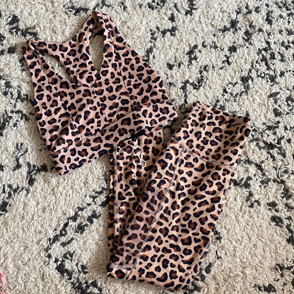 Fabletics Workout Set - image 1